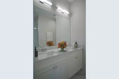 3124 W Azeele Street #4, Tampa, FL 33609 - Photo 9