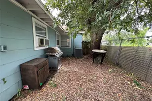 6360 30th St N, Saint Petersburg, FL 33702 - Photo 11