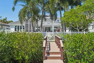 750 Sand Pine Dr NE, Saint Petersburg, FL 33703 - Photo 55