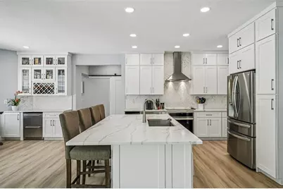 750 Sand Pine Drive NE, Saint Petersburg, FL 33703 - Photo 13