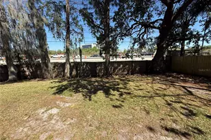 3844 Woodburn Loop E, Lakeland, FL 33813 - Photo 19