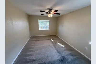 3844 Woodburn Loop E, Lakeland, FL 33813 - Photo 13