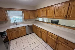 3844 Woodburn Loop E, Lakeland, FL 33813 - Photo 7