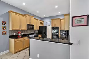 416 Manns Harbor Dr, Apollo Beach, FL 33572 - Photo 17