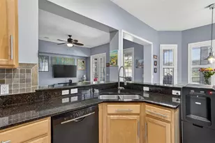 416 Manns Harbor Dr, Apollo Beach, FL 33572 - Photo 15