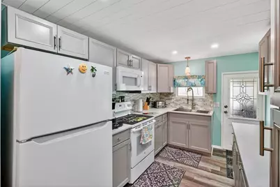 2000 E Bay Drive #132, Largo, FL 33771 - Photo 23