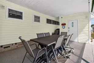 2000 E Bay Dr, Largo, FL 33771 - Photo 7