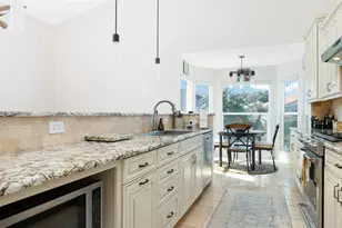 750 White Sand Dr NE, Saint Petersburg, FL 33703 - Photo 13