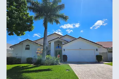750 White Sand Drive NE, Saint Petersburg, FL 33703 - Photo 1