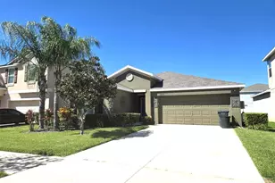 1512 Climbing Dayflower Dr, Ruskin, FL 33570 - Photo 1