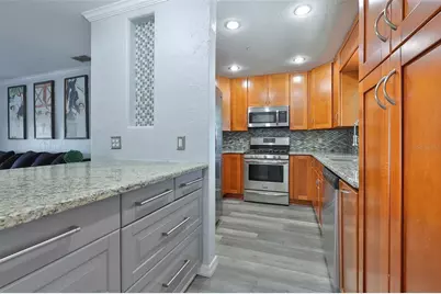 6023 Fauna Lane, Apollo Beach, FL 33572 - Photo 9