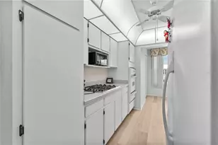 5603 80th St N, Saint Petersburg, FL 33701 - Photo 23