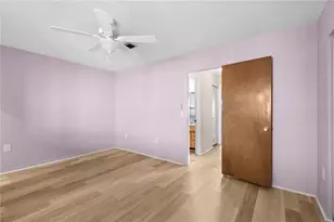 5603 80th St N, Saint Petersburg, FL 33701 - Photo 13