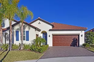 17304 Banded Gold Ln, Wimauma, FL 33598 - Photo 1