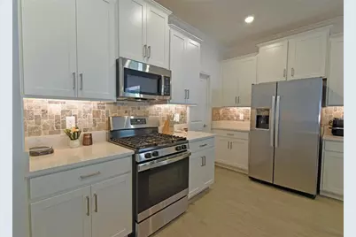 17304 Banded Gold Lane, Wimauma, FL 33598 - Photo 17