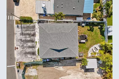 11430 3rd Street E, Treasure Island, FL 33706 - Photo 5