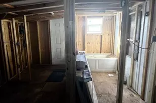 308 51st Ave Dr W, Bradenton, FL 34207 - Photo 5