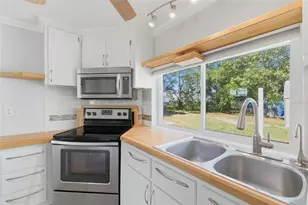 6211 Waycross Dr, Spring Hill, FL 34606 - Photo 13