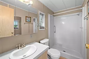 5427 Seville Dr, Zephyrhills, FL 33541 - Photo 19