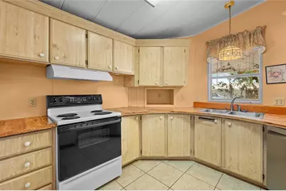 5427 Seville Drive, Zephyrhills, FL 33541 - Photo 9