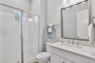 17904 Linden Common Ct, Lutz, FL 33559 - Photo 15