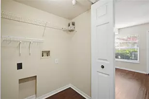 18106 Peregrines Perch Pl, Lutz, FL 33558 - Photo 17