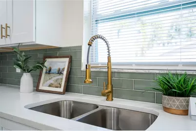 13469 Sol Vista Dr, Largo, FL 33774 - Photo 13