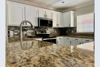 3316 Las Campos Place, Tampa, FL 33611 - Photo 13