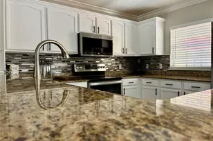 3316 Las Campos Pl, Tampa, FL 33611 - Photo 13