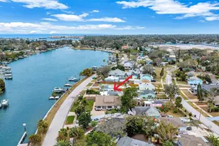 3945 Sunrise Dr S, Saint Petersburg, FL 33705 - Photo 15