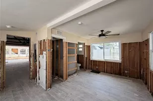 3945 Sunrise Dr S, Saint Petersburg, FL 33705 - Photo 5