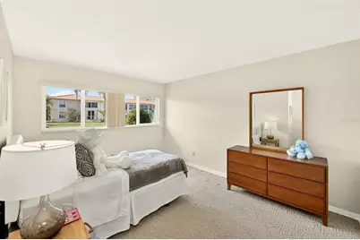 14901 Sovereign Drive, Largo, FL 33774 - Photo 33