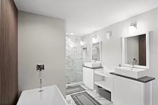 10525 Homestead Dr, Tampa, FL 33618 - Photo 21