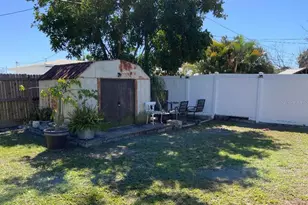 3624 Abington Ave S, Saint Petersburg, FL 33711 - Photo 5