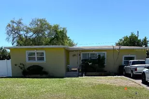 3624 Abington Ave S, Saint Petersburg, FL 33711 - Photo 1