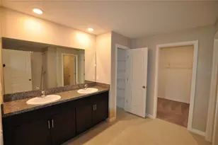 1458 Tahitian Sunrise Dr, Plant City, FL 33565 - Photo 11