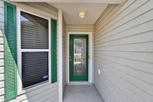 2584 Buttonwood Run, The Villages, FL 32162 - Photo 3