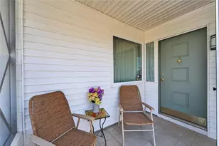 1612 Chevy Chase Dr, Sun City Center, FL 33573 - Photo 3