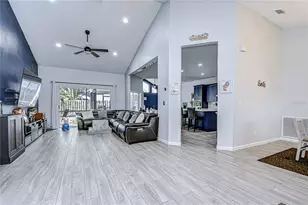 2020 Elk Spring Dr, Brandon, FL 33511 - Photo 5