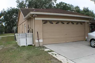 1723 Bell Ranch St, Brandon, FL 33511 - Photo 3