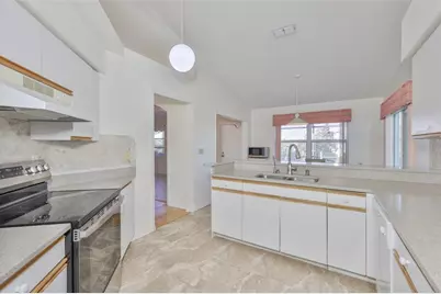 2023 New Bedford Drive, Sun City Center, FL 33573 - Photo 15