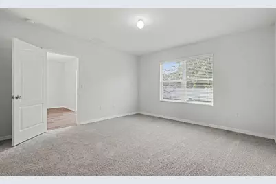 10125 Hawk Storm Avenue, Tampa, FL 33610 - Photo 25