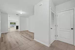 10125 Hawk Storm Ave, Tampa, FL 33610 - Photo 7