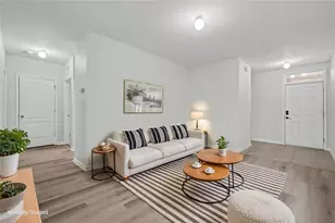 10125 Hawk Storm Ave, Tampa, FL 33610 - Photo 5