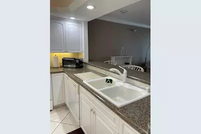 895 S Gulfview Boulevard #303, Clearwater Beach, FL 33767 - Photo 15