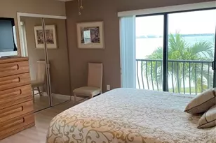 895 S Gulfview Blvd, Clearwater Beach, FL 33767 - Photo 23
