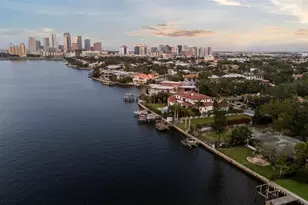 214 Blanca Ave, Tampa, FL 33606 - Photo 9