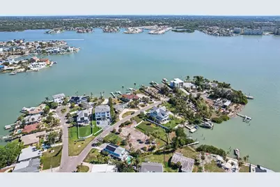 15825 Redington Drive, Redington Beach, FL 33708 - Photo 7