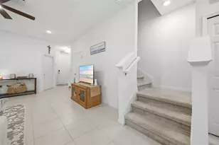 5734 Spotted Harrier Wy, Lithia, FL 33547 - Photo 11