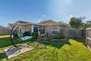 11029 Streamside Dr, Tampa, FL 33624 - Photo 49